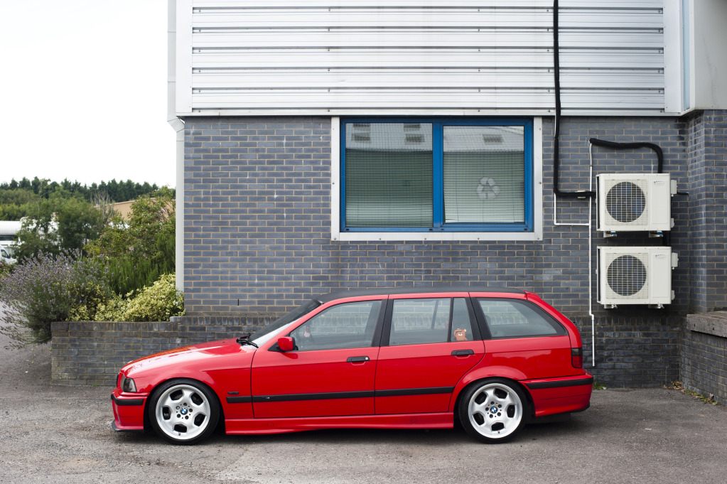 Ben Koflach's Stanced E36 Touring from the UK